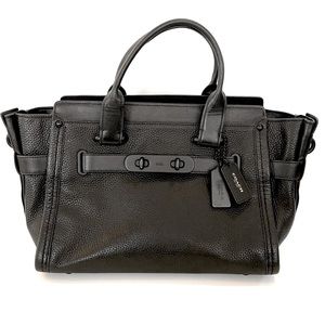 Coach Swagger 27 Carryall In Pebble Leather